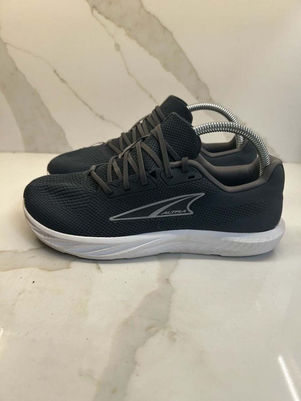 Altra Escalante 4 Women's Running Shoes Black (Size: 8.5)
